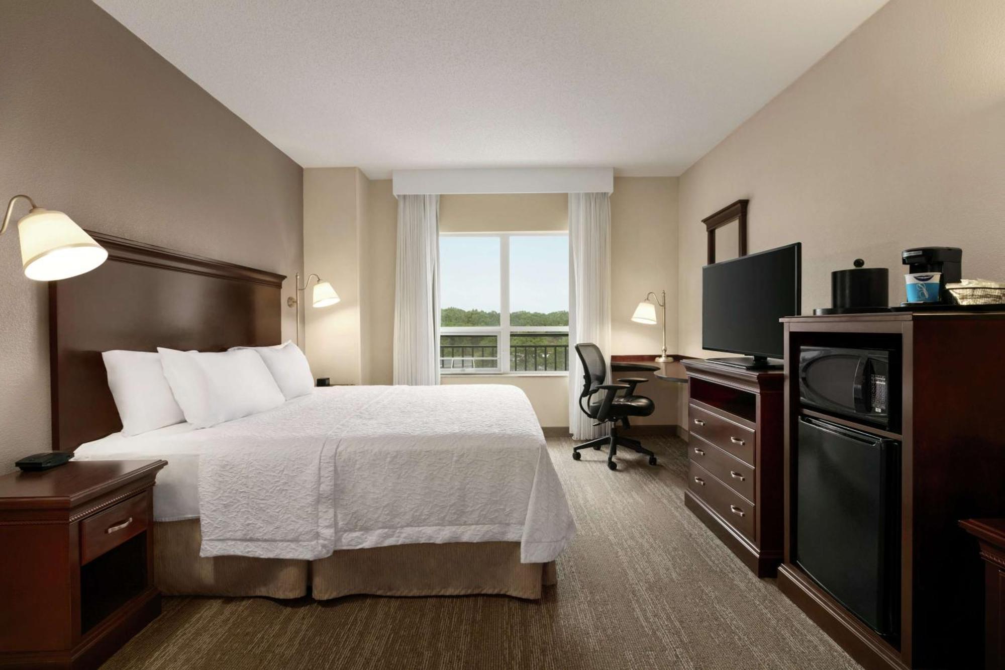 Hampton Inn & Suites Washington-Dulles International Airport Sterling Exteriör bild