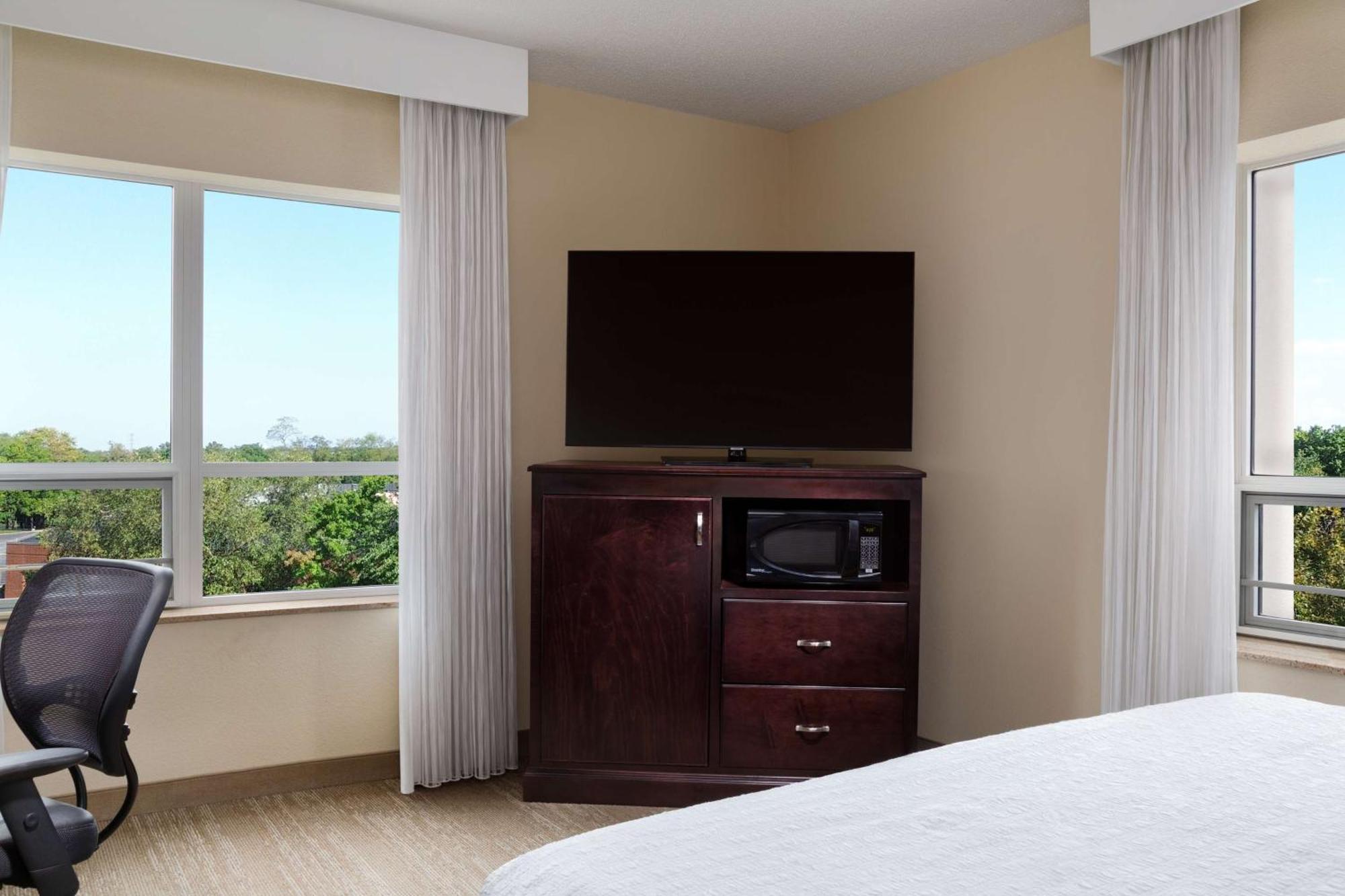 Hampton Inn & Suites Washington-Dulles International Airport Sterling Exteriör bild